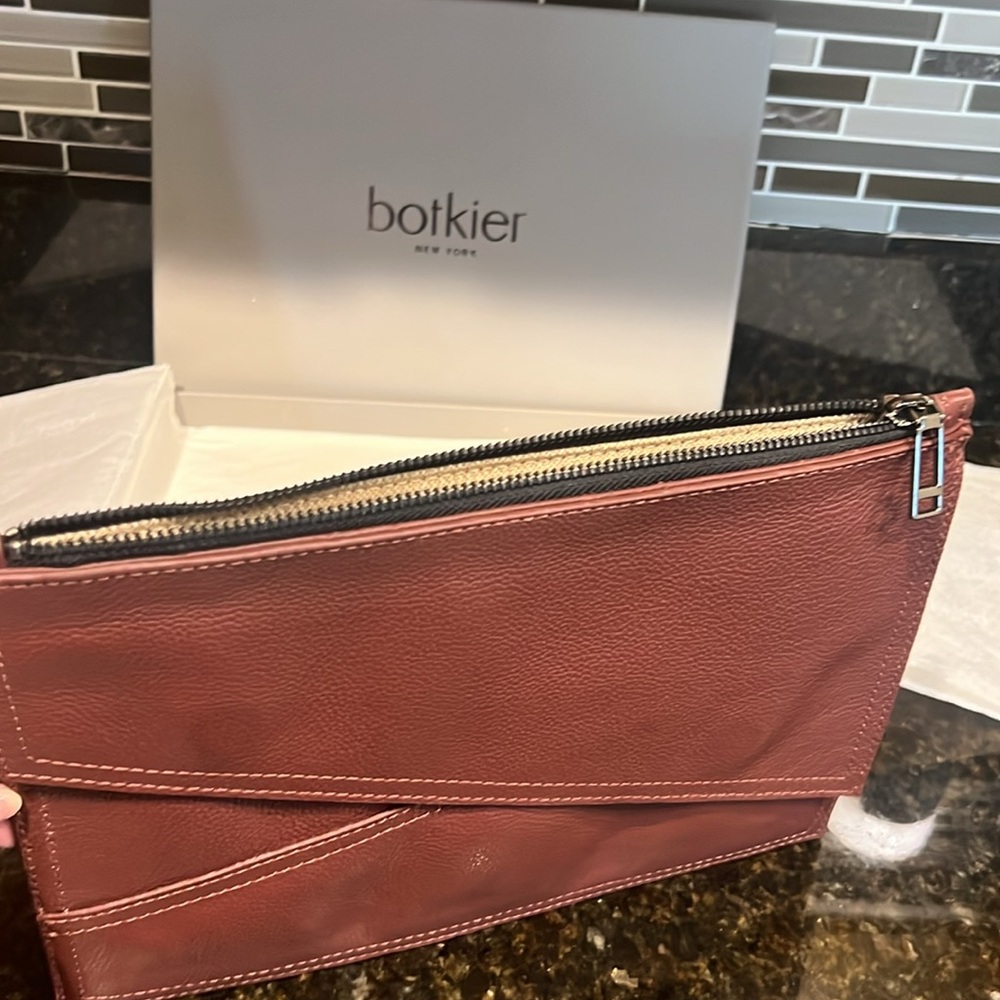 Botkier Cobble Hill Large Leather Clutch Bag - Picture 7 of 12